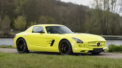 A 1-of-9 Mercedes-Benz SLS AMG Electric Drive EV Just Went up for Sale –  Robb Report