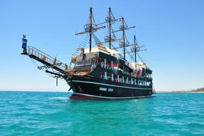 Фотосессия на корабле | Яхты и катера на прокат Крым