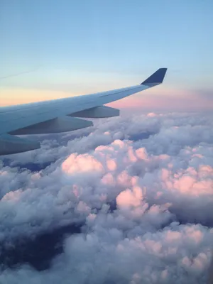 Самолет в облаках (54 фото) - 54 фото