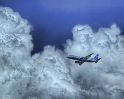 Вид с окна самолета на красивые облака и f стоковое фото ©vitormarigo  280095832