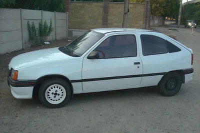 Продам Opel Kadett в Днепре 1986 года выпуска за 1 400$