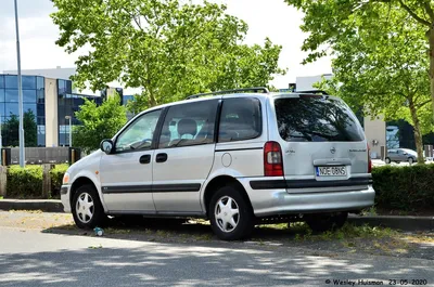 Купить б/у Opel Sintra 1996-1999 2.2 MT (141 л.с.) бензин механика в  Москве: красный Опель Синтра 1997 минивэн 1997 года на Авто.ру ID 1117000271