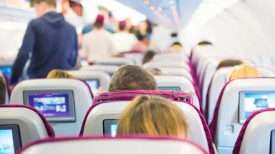 Что не должны делать пассажиры в самолете - советы пилотов | РБК Украина