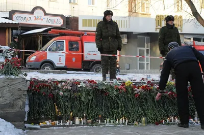В Перми почтили память погибших при пожаре в клубе «Хромая лошадь» — РБК