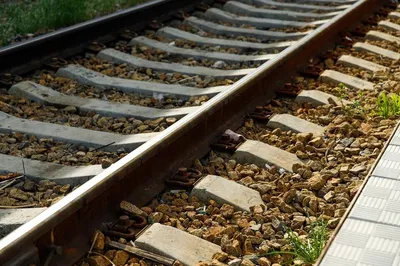 Товарный поезд сошел с рельсов в индийском штате Одиша - РИА Новости,  05.06.2023