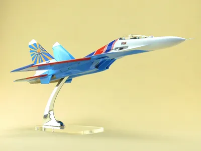 Модель самолета Hobby Master HA5707 Сухой Су-35С \"Русские витязи\" 1:72