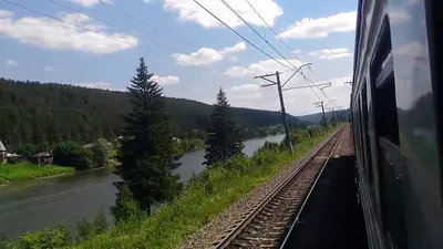 Вид из окна поезда в Швейцарии | Поездка на поезде, Путешествие на поезде,  Приключенческое путешествие