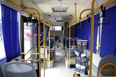 Интерьерный Дизайн Современного Автобуса Пустой Салон Автобуса Общественный  Транспорт Городе стоковое фото ©DanielaBaumann 659319192