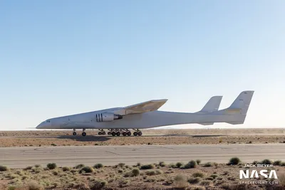 Второй полёт самого большого самолёта в мире | Пикабу