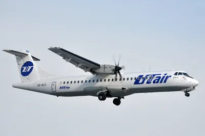Самолет ATR-72 редакционное стоковое изображение. изображение насчитывающей  плоскость - 65703699