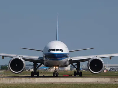 Boeing 777-200 - подробно о самолете с фото