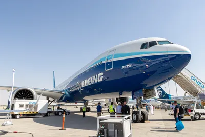 Boeing «растянул» пассажирскую версию самолёта Boeing 777-8. Авиалайнер  теперь вмещает 395 человек и
