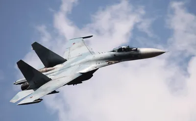 Минобороны сообщило о крушении истребителя Су-27 над Черным морем — РБК