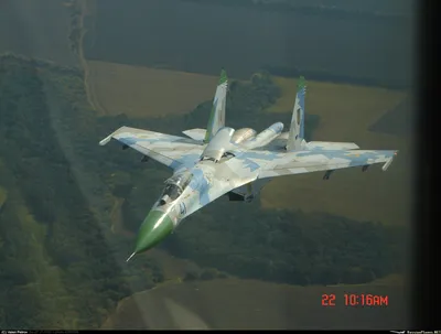 Радиоуправляемая модель-полукопия Су-27 на импеллерах. — Паркфлаер