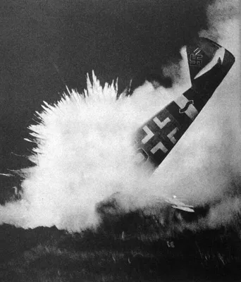 Последний сбитый немецкий самолет в Великой Отечественной войне. Кто его  сбил? | VladimirK49 | Дзен