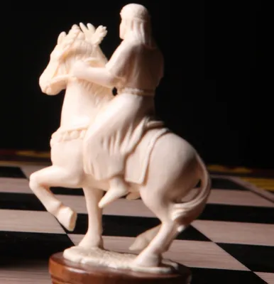 Шахматный конь... Шахматная фигура…» — создано в Шедевруме