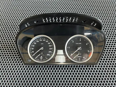 Крутилка спидометра для BMW X3 всего за 3500 рублей - Крути-КМ