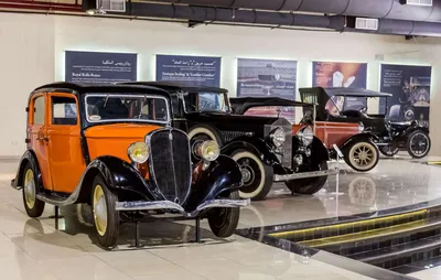 Частный музей ретро-автомобилей в Белграде | Пикабу