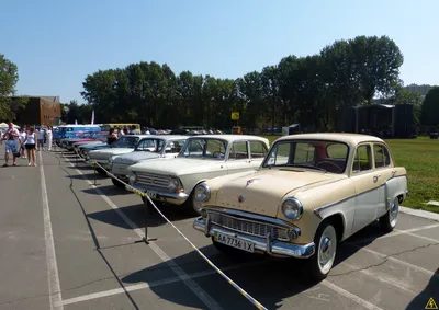 Выставка ретро-автомобилей «Old Car Fest» (часть 1): Отечественные машины