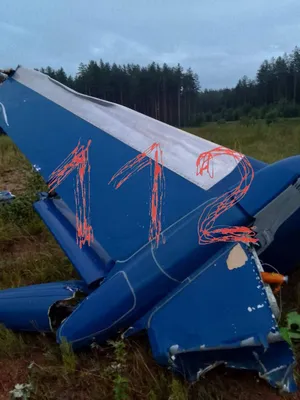 Часть обломков самолета Пригожина извлекли из воды - МК