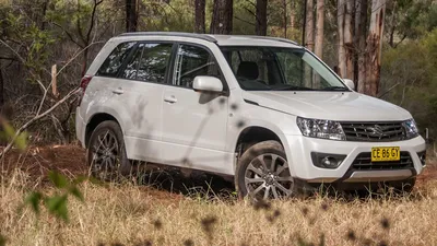 Suzuki Grand Vitara - технические характеристики, модельный ряд,  комплектации, модификации, полный список моделей Сузуки Гранд Витара