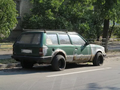 Купить Opel Kadett 1979 в Краснодаре, Автомобиль не гнилой, тюнинг  Подвеска, двигатель, обмен обмен на автомобиль с кондиционером, хэтчбек 5  дв., 1.3 литра, мкпп