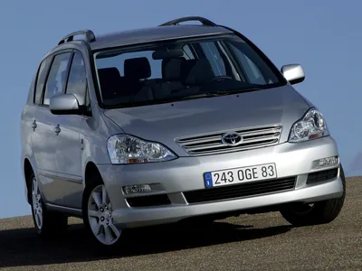 Used Toyota Avensis Verso Estate (2001 - 2005) Review