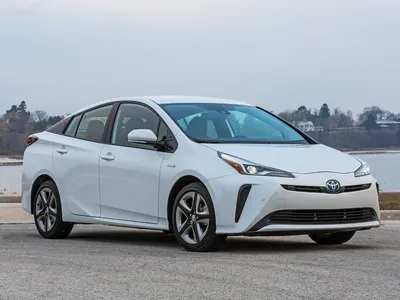 Представлена новая Toyota Prius: гибрид пятого поколения — Авторевю