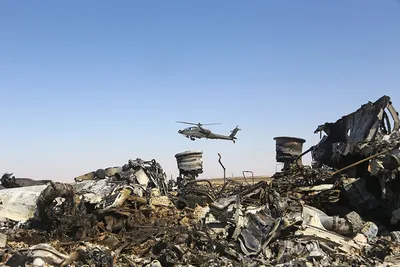 Спасатели МЧС продолжают поиск останков жертв крушения Airbus А321 в Египте  (видео) - Gisher News
