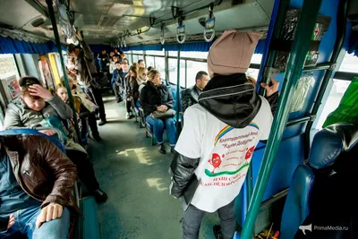 Типичный Краснодар Great Again on Instagram: \"«Вот сегодня днём ехали в  таком автобусе №105. Он едет по маршруту „Роза хутор — Сочи“. Сами  сотрудники нас заталкивали в автобус, водители и ещё какой-то