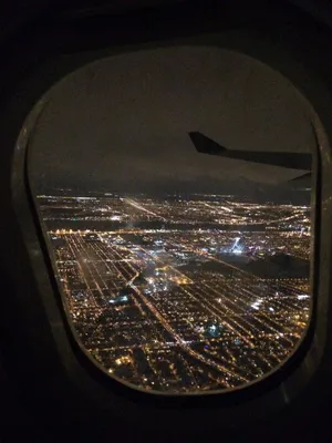 Как сделать идеальное фото из окна самолета: топ-5 советов от эксперта -  Вокруг Света