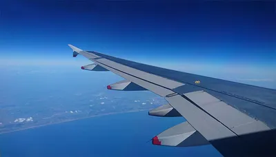 Вид из окна в самолете на белые облака, тучи, небо Stock-Foto | Adobe Stock