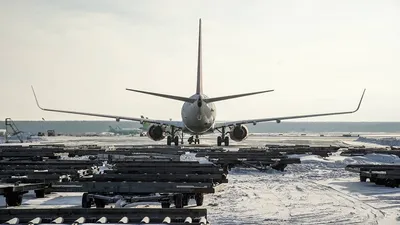 Летевший в Актау самолет FlyArystan вернули на перрон до взлета