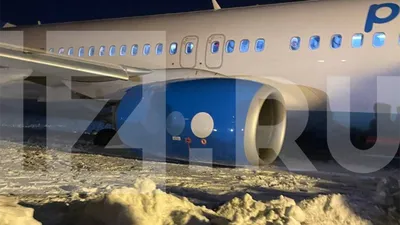 Уральские авиалинии» обсуждают варианты взлета севшего в поле самолета — РБК