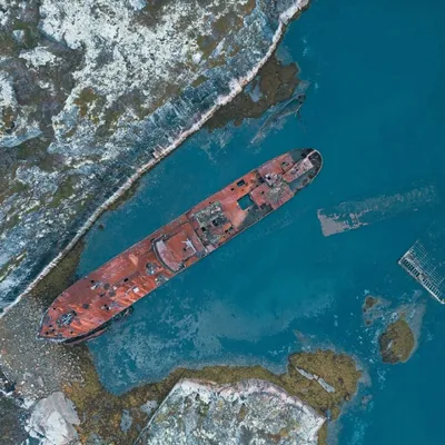 Бухта заброшенных кораблей, высохший …» — создано в Шедевруме