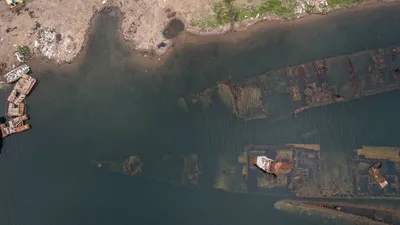 Затонувшие корабли, которые видны с поверхности
