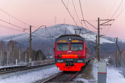 Свердловская железная дорога меняет график движения поездов | Вслух.ru