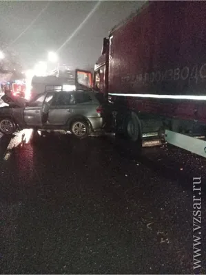 На Бауском шоссе столкнулись фура и BMW; двое погибших