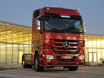 Mercedes-Benz начал производство тяжелых тягачей на заводе в Китае