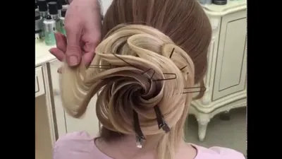 10k Likes, 79 Comments - Георгий Кот 🌍Georgiy Kot (@georgiykot) on  Instagram: “На мой взгляд эта прическа производит в… | Barbie hair, Hair  arrange, Formal hairdos