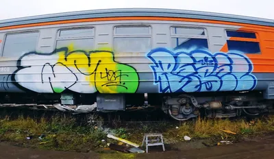 Следы вандальной граффити-группировки Красноярска заметили на новосибирском  поезде: художник задержан (фото) — Новости Красноярска на 7 канале