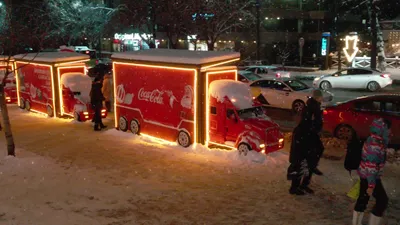 Рождественский грузовик кока-колы 3D Модель $169 - .3ds .blend .c4d .fbx  .max .ma .lxo .obj - Free3D