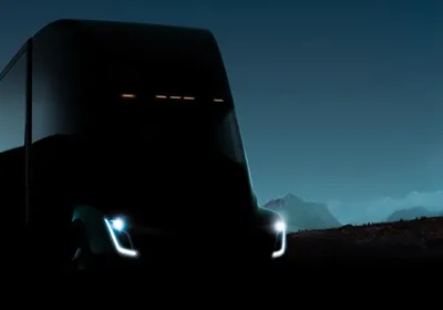 Грузовик Tesla Semi Pepsi несется …» — создано в Шедевруме