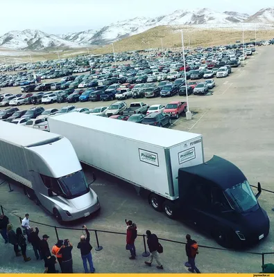 Pepsi рассказала об опыте использования электрических грузовиков Tesla Semi  / Хабр