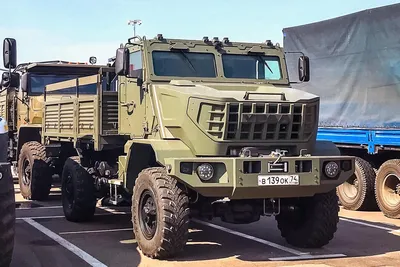 Посмотрите на очень брутальный военный грузовик «Урал» — Motor