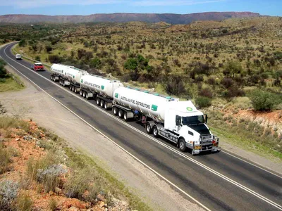 В Австралии работают беспилотные грузовики (+ВИДЕО) – Автоцентр.ua