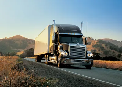 Freightliner представил два электрических грузовика – Коммерсантъ