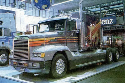Скачать обои новый год, грузовик, coca cola, тягач, Freightliner, фура,  раздел грузовики в разрешении 960x854