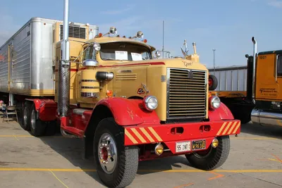 Сто десять лет «Интера»: история грузовиков International Автомобильный  портал 5 Колесо