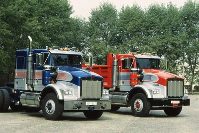 Pin by Bryan on Trucks and buses | Kenworth trucks, Big trucks, Big rig  trucks